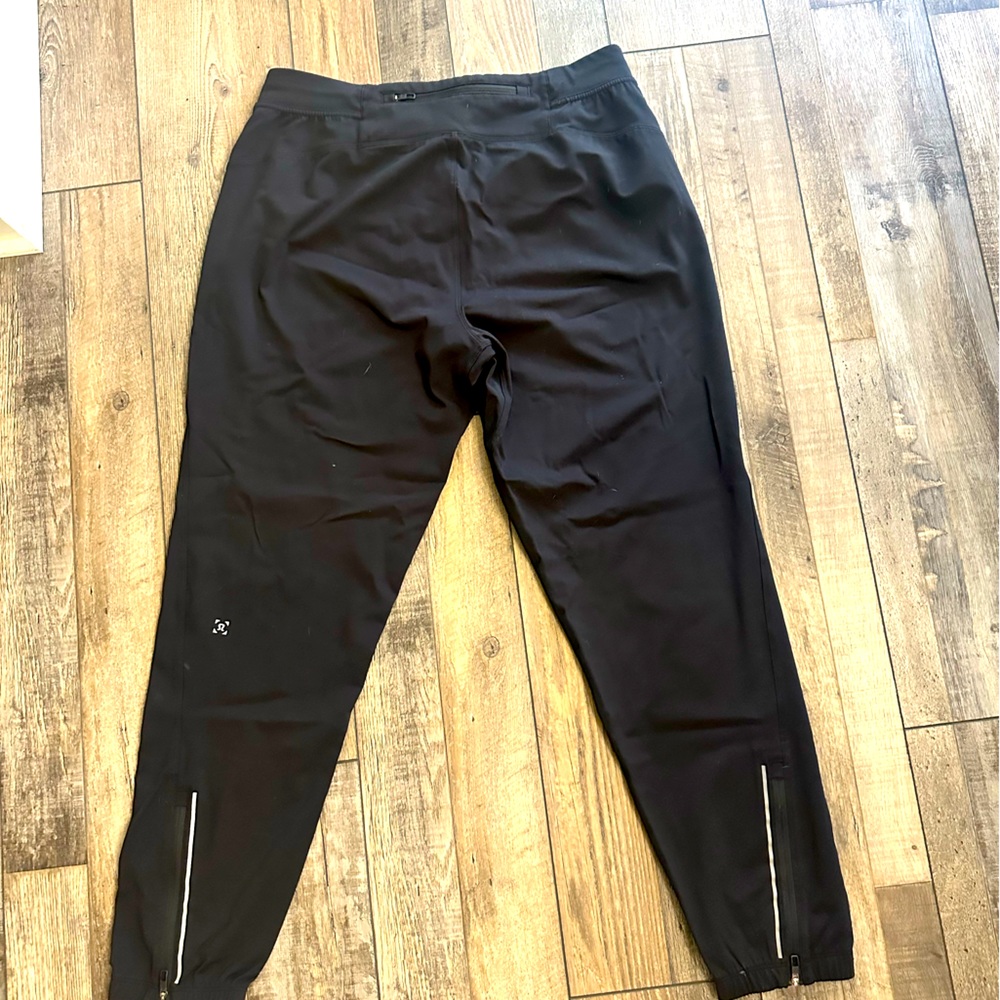 Lululemon Surge Pants size Large